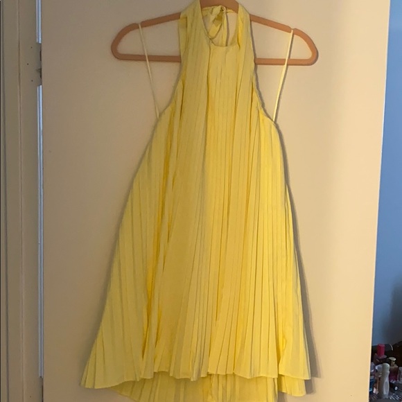 Zara Tellow Halter Dress - Picture 2 of 7